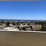 Ocean Eyes. Amazing 180º View Of The Sea And Apartment Albufeira