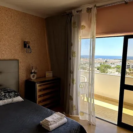 דירה Ocean Eyes. Amazing 180º View Of The Sea And