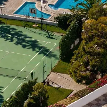 Ocean Eyes. Amazing 180º View Of The Sea And *